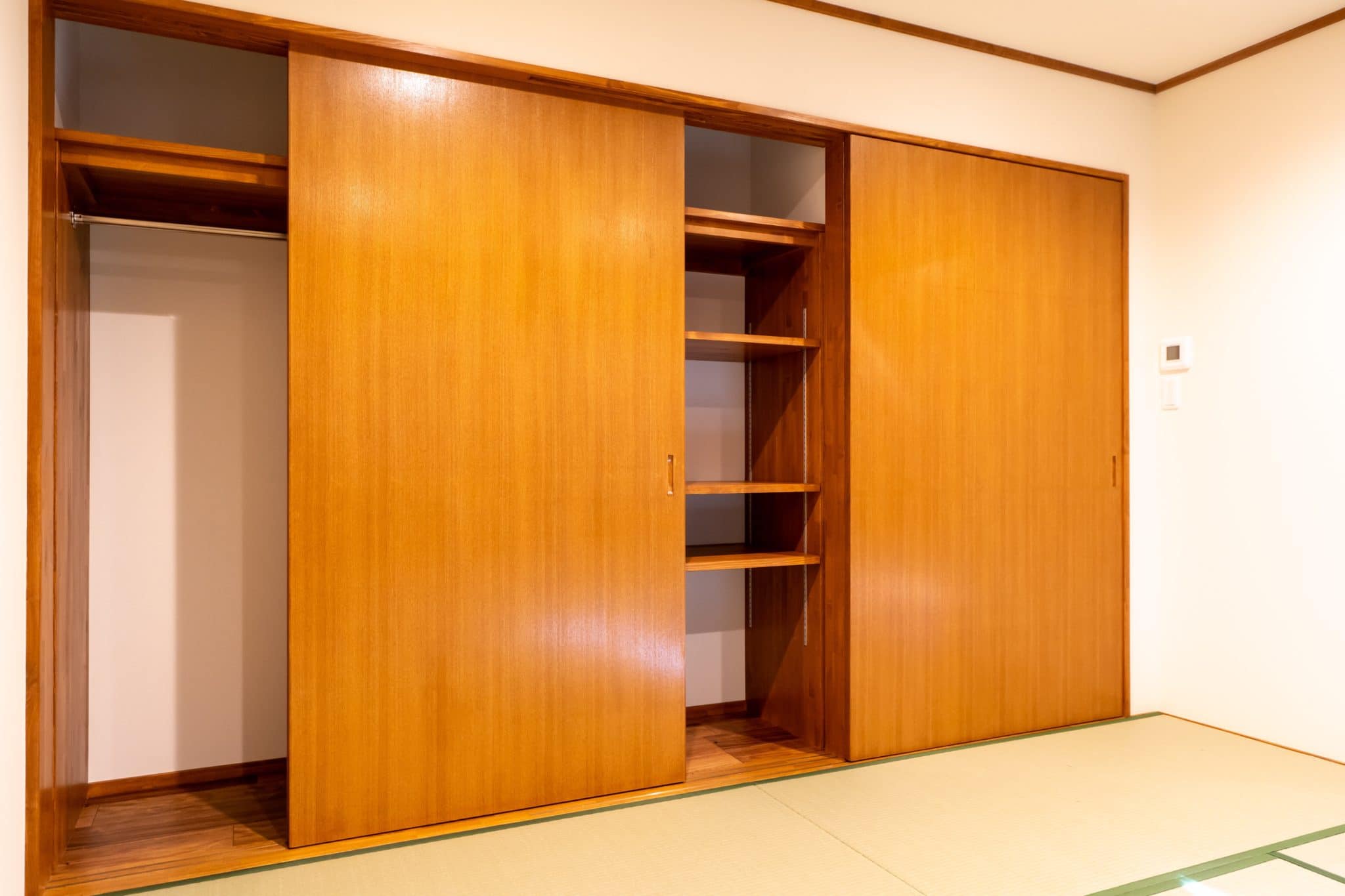 湿気が多い軽井沢の収納スペースをカビから守るアイデア集 軽井沢の別荘建築 リフォーム リノベーション ベストプランニング 北佐久郡軽井沢町 湿気が多い軽井沢の収納スペースをカビから守るアイデア集 軽井沢の別荘建築 リフォーム リノベーション ベストプランニング 北佐久郡軽井沢町